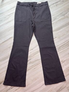 Cosmic Blue Love Patch Pocket Flare Pants |Size 33 | Grey | Stretch